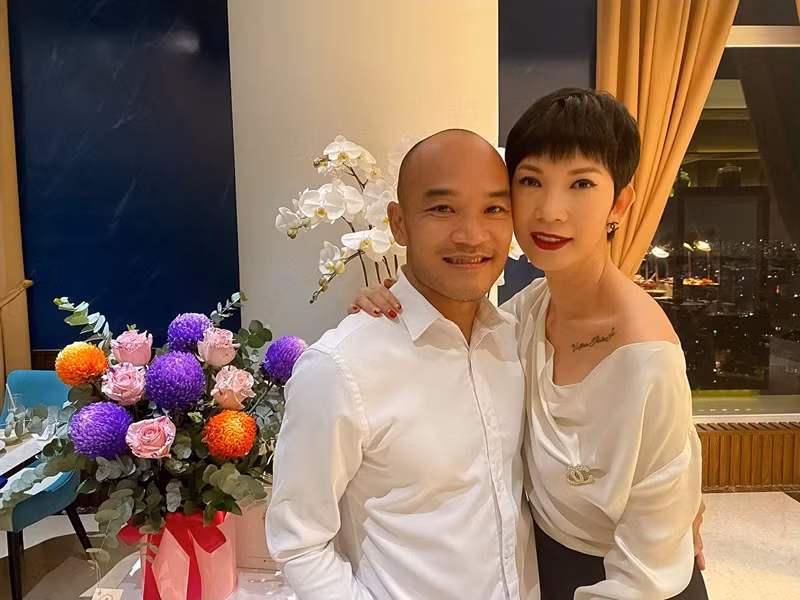 Xuân Lan từng chia sẻ, Việt Hương nói rằng Ngọc Lâm là một người đàn ông rất tốt và nếu Xuân Lan lấy được Ngọc Lâm thì sẽ hạnh phúc cả đời.
