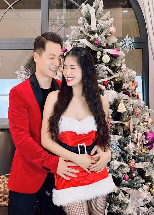 Thủy Anh kết hôn với ca sĩ Đăng Khôi năm 2013. Trước khi lấy chồng, cô làm người mẫu của nhiều tạp chí dành cho tuổi teen.