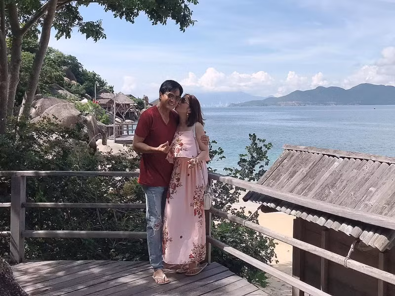 Tình cảm vợ chồng nam diễn viên đến nay vẫn mặn nồng.