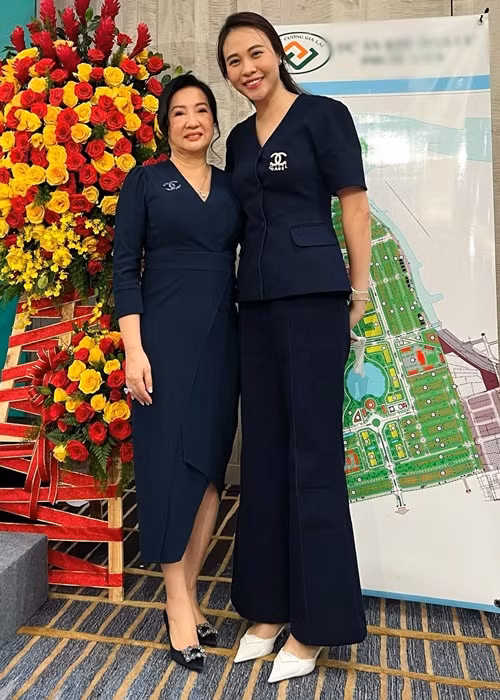Đàm Thu Trang từng khen mẹ chồng xinh đẹp. Ảnh: FBNV
