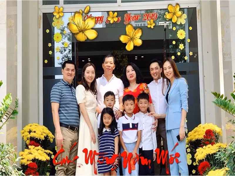 Đàm Thu Trang từng chia sẻ về mẹ chồng: “Cảm ơn mẹ Loan đã dạy con nhiều điều. Từ lâu, con đã xem mẹ như người mẹ thứ hai của mình". Ảnh: FBNV