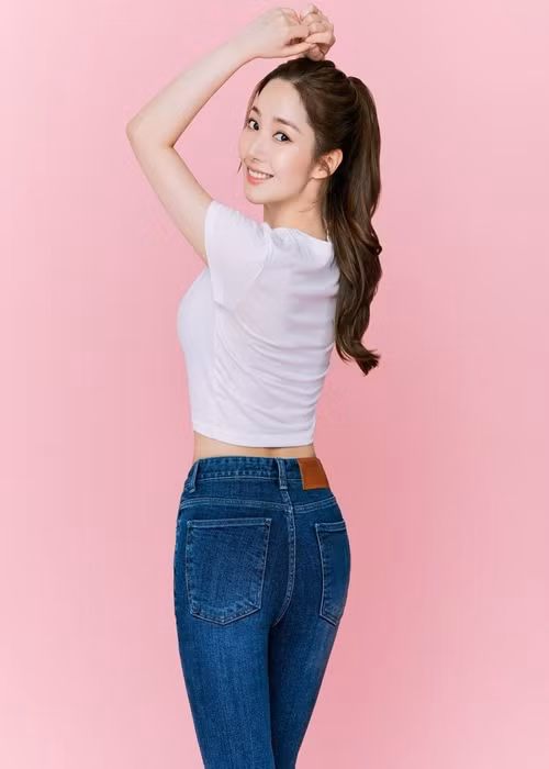 Xinh đẹp, tài năng, tình cũ của Lee Min Ho được nhiều đạo diễn xứ Hàn săn đón trong những năm gần đây.