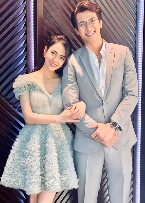 Việt Hoa từng đóng Thiên Nga trong “Hương vị tình thân” còn Hà Việt Dũng từng vào vai Bình sở khanh trong “Hãy nói lời yêu”. Ảnh: FB Hà Việt Dũng