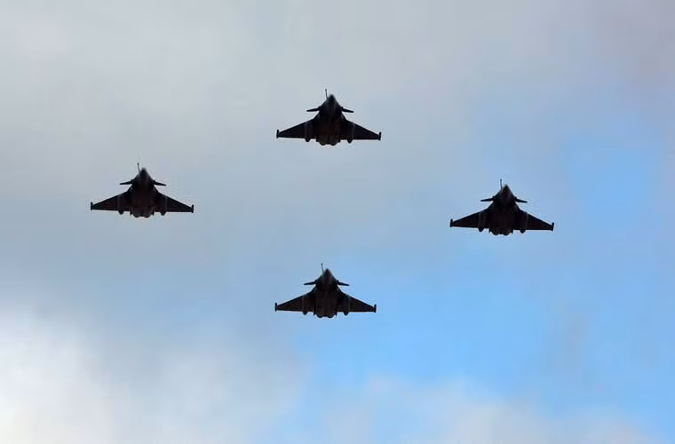 Biên đội tiêm kích đa năng Rafale.