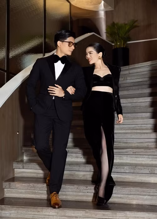 Hơn 3 năm yêu nhau, Lệ Quyên và bạn trai vẫn dính như sam.