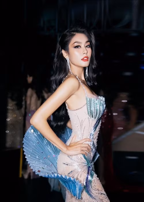 Thảo Nhi đắt show làm người mẫu, tham gia các chương trình truyền hình.