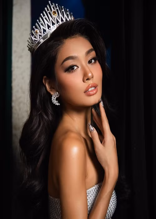 Đầu tháng 7, phim Barbie bị cấm chiếu ở Việt Nam vì có hình ảnh "đường lưỡi bò". Mới đây, Thảo Nhi Lê bất ngờ viết trên trang cá nhân: “Phim Barbie thật tuyệt vời. Thật buồn vì bộ phim không được công chiếu ở Việt Nam”.