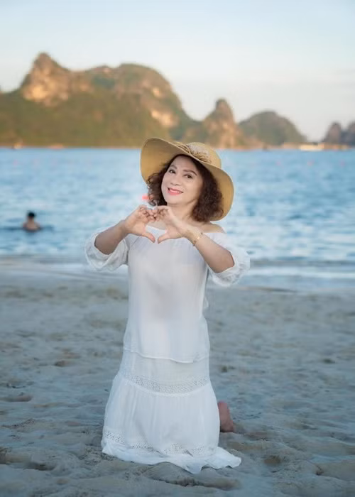 Trong chương trình Lời tự sự lên sóng tháng 4 vừa qua, nữ diễn viên phim Người phán xử chia sẻ, cô có cuộc sống bình yên sau những biến cố. Ảnh: Tiền Phong.