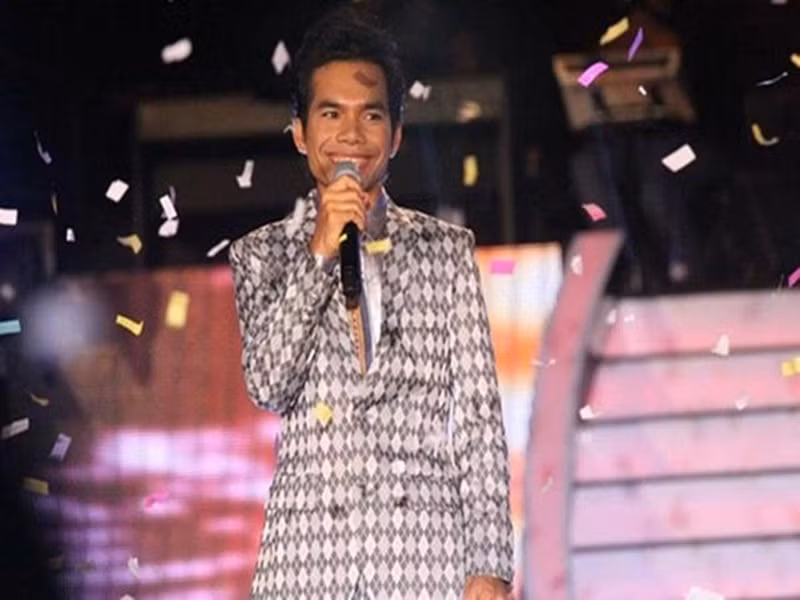 Ya Suy trở thành quán quân Vietnam Idol 2012. Sau ồn ào đời tư năm 2014, anh ở ẩn. Ảnh: VTV.