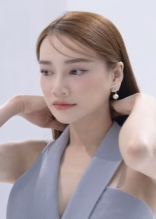 Trường Giang hiện tại nhận ít show hơn trước để có thêm thời gian chăm sóc Nhã Phương. Ảnh: FBNV.