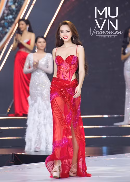 Nhiều người chờ đợi người đẹp xứ Huế bứt phá ở Miss Grand Vietnam 2023.
