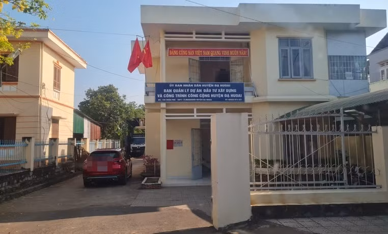 Lâm Đồng: Công ty Tuấn Lợi, 1 năm trúng 18 gói thầu tại Đạ Huoai - Hình 2 Lam Dong: Cong ty Tuan Loi, 1 nam trung 18 goi thau tai Da Huoai-Hinh-2