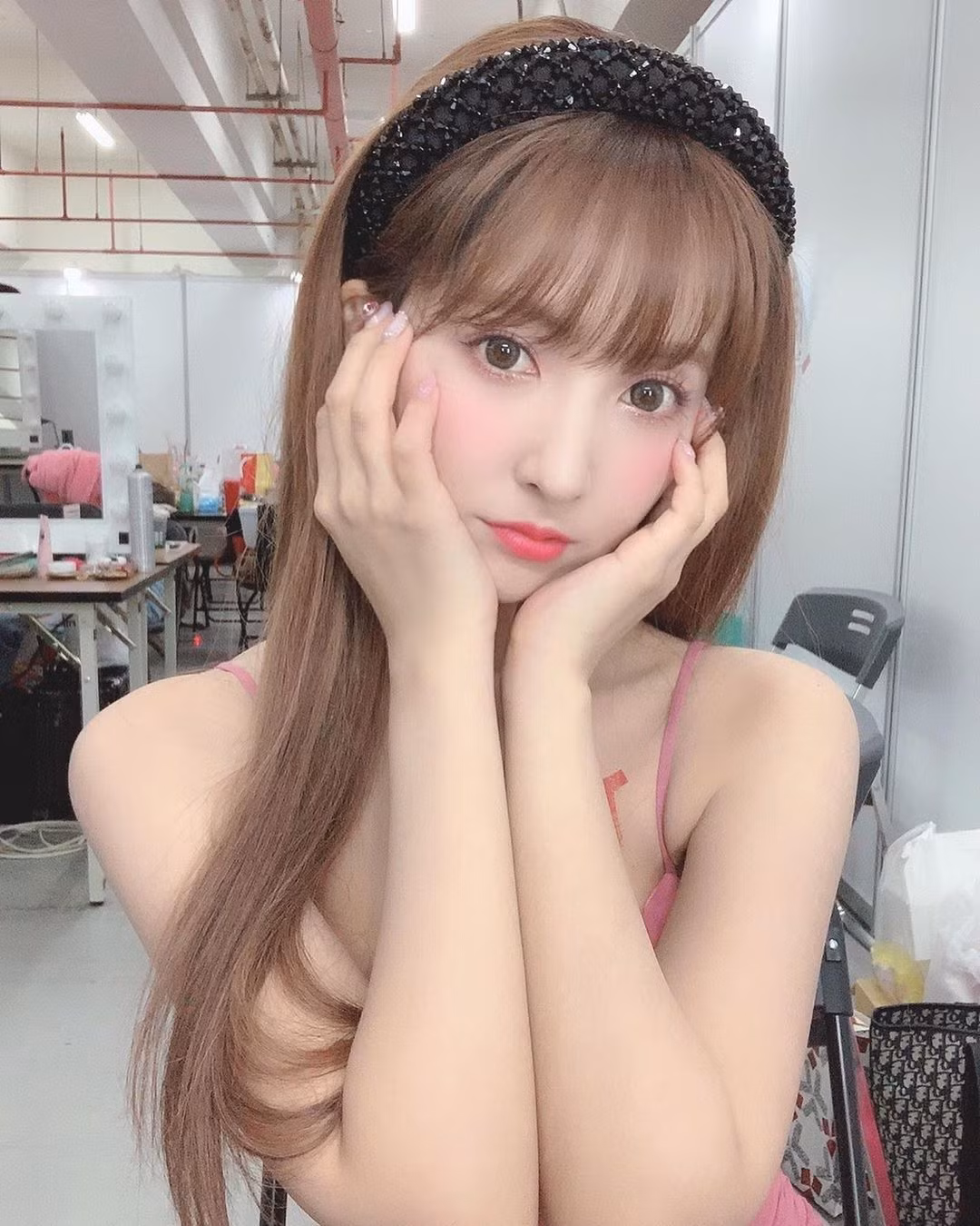 Điều này đã vô tình tạo nên bước ngoặt, khiến cô trở thành "nữ thần" trong dòng phim người lớn Nhật Bản.