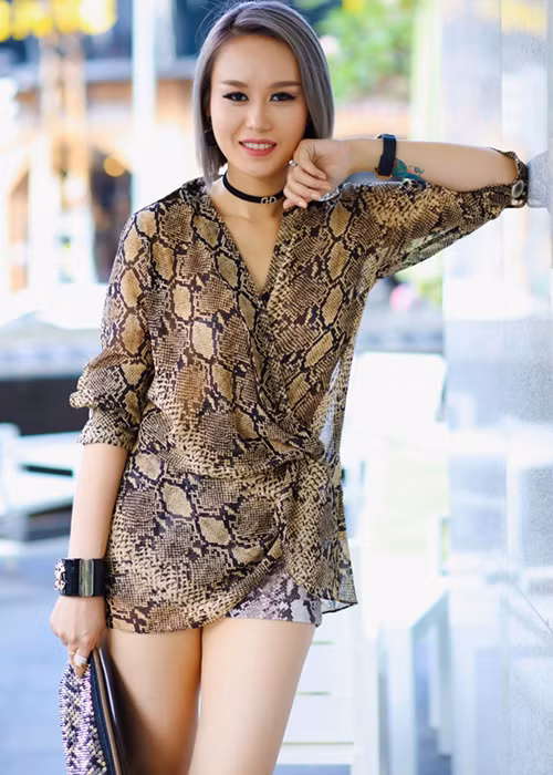 Nữ DJ khoe vóc dáng nuột nà dù từng qua một lần sinh nở. Ảnh: Thế giới điện ảnh
