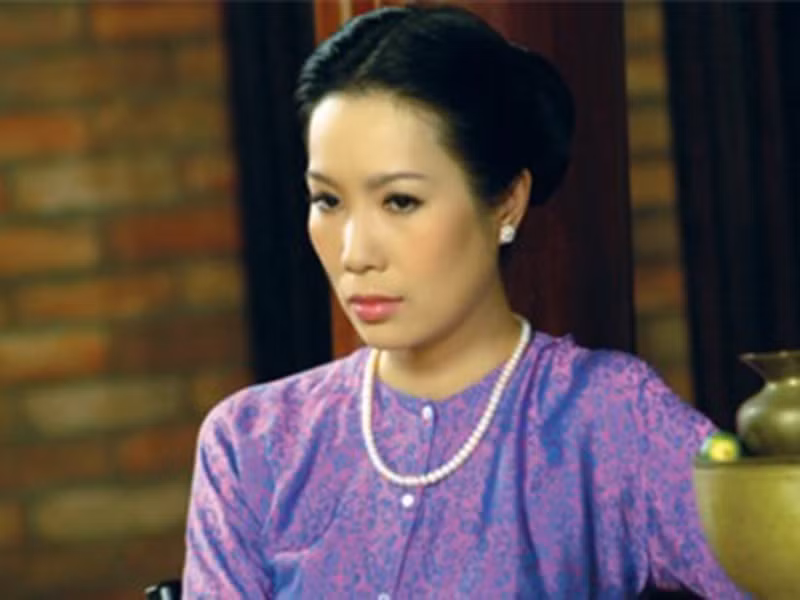 Trịnh Kim Chi diễn tròn vai bà Lệnh ham giàu, dám xúi chồng giết bà chủ để chiếm gia tài trong Tình như tia nắng, bà Lan độc đoán, cay nghiệt trong Đam mê nghiệt ngã hay bà Biện Tôn uy quyền trong Khúc tương tư. Ảnh: Người lao động