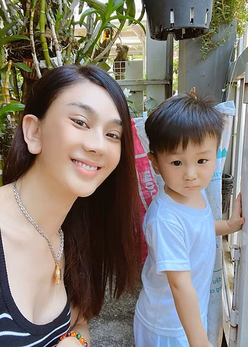 Lâm Khánh Chi mới đây cho biết, cô cần khoảng thời gian nghỉ ngơi suy nghĩ cho những việc đã qua.