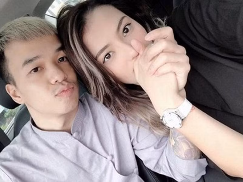 Mối quan hệ gần đây nhất Quế Vân công khai là chuyện tình với Phạm Tuấn Việt. Anh từng trải qua đổ vỡ và có con riêng.