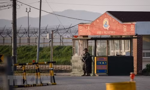 Han-Trieu dat dong thuan ve giai giap Khu An ninh chung o DMZ