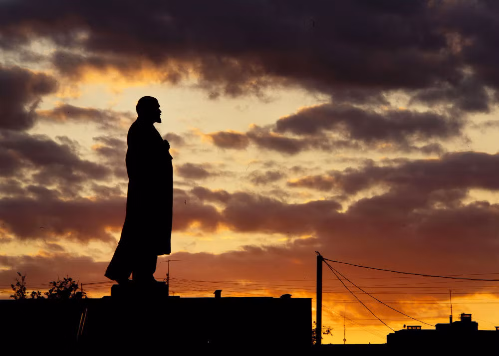 Tượng đài Lenin ở Podolsk gần thủ đô Moscow ngày 21/6.