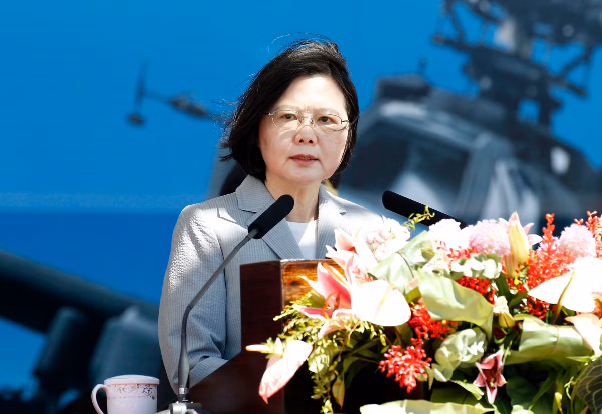 “Tôi hoàn toàn tin tưởng Lữ đoàn 601. Họ sẽ đóng vai trò quan trọng trong nỗ lực bảo vệ lãnh thổ (Đài Loan) và ngăn chặn kẻ thù”, bà Thái Anh Văn phát biểu tại buổi lễ. Ảnh: Military Today. 