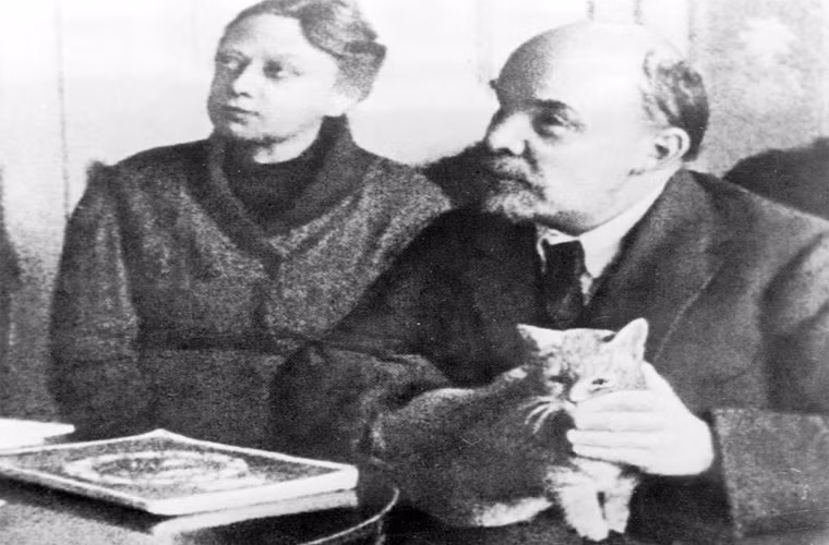 Năm 1939, bà Krupskaya qua đời vì căn bệnh viêm ruột thừa cấp tính và được chôn cất trong Điện Kremlin. Ảnh: joburgpost.co