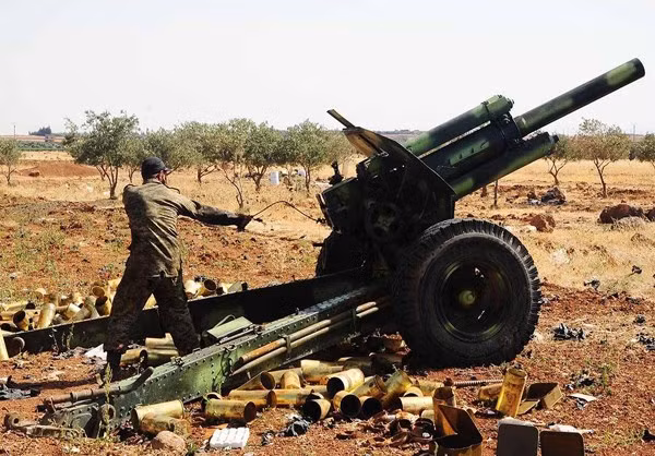 Tan cong vu bao, QD Syria khien khung bo “run ray” o Quneitra-Hinh-5