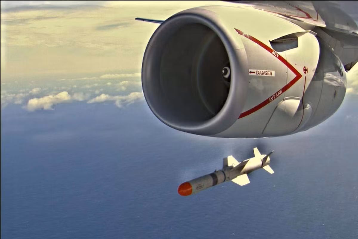 Được biết, tên lửa Harpoon này đã được phóng đi từ một chiếc P-8 của không quân Australia đang tham gia tập trận RIMPAC 2018 tại Hawaii, Mỹ. Ảnh: Không quân Australia.