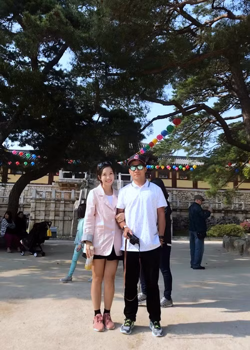 Hon nhan hanh phuc cua Tien Dat va vo dang mang bau lan 2