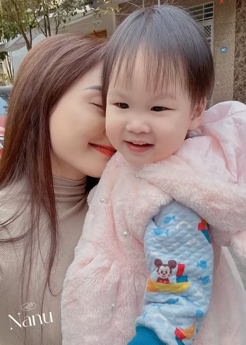 Nữ diễn viên phim "Về nhà đi con" chưa tái xuất màn ảnh nhỏ sau thời gian dừng đóng phim để chăm lo gia đình.