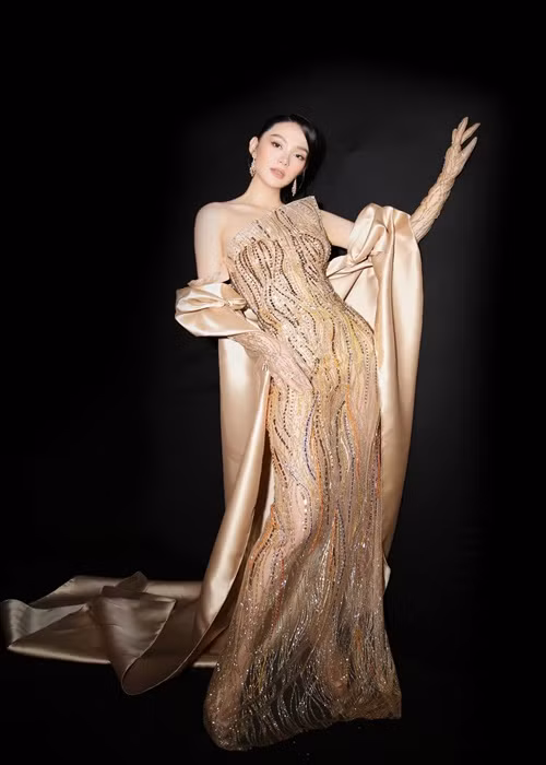 Sau những tháng ngày lăn lộn trong showbiz Việt, Minh Hằng hiện tại có được chỗ đứng vững chắc cùng khối tài sản "khủng". Ảnh: FBNV