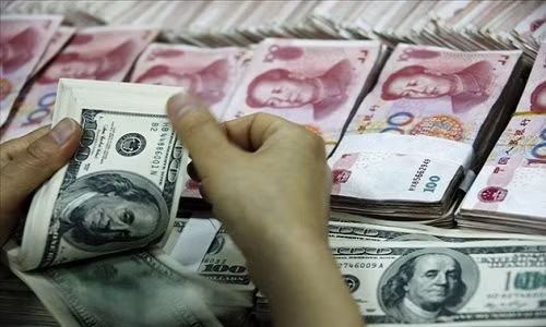 Nguyễn Thị Huệ từng kiếm bộn tiền nhờ những hoạt động phi pháp.