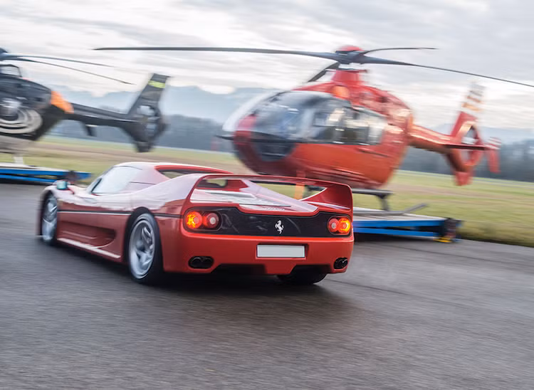 Trong khoảng thời gian từ năm 1995 tới 1997, đã có tổng cộng 349 chiếc F50 được Ferrari sản xuất - ít hơn 1 chiếc so với dự định ban đầu của hãng. Sau F50, Ferrari đã tiếp tục tung ra những siêu xe đầu bảng thay thế nó là Enzo Ferrari và nay là LaFerrari.