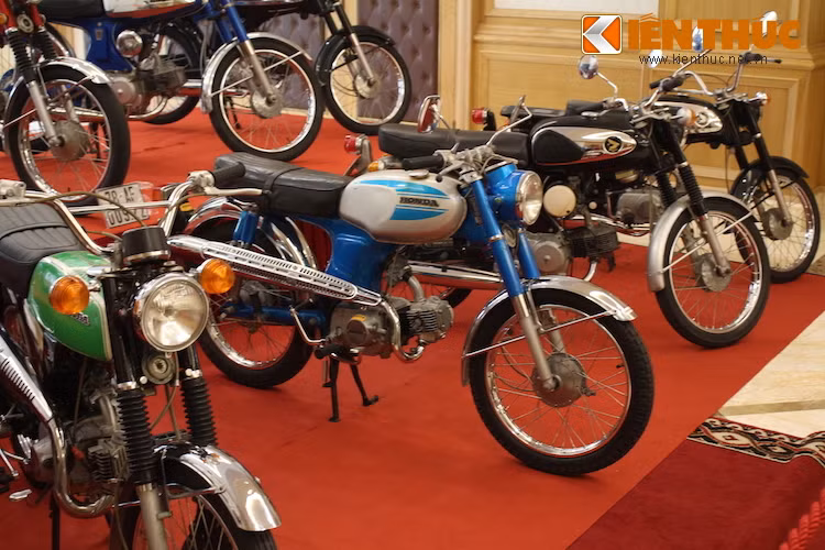 Dù không mạnh bằng các đối thủ nhưng động cơ với cấu trúc gần tương tự Honda Super Cub đã đem tới cho SS50 độ bền "không biên giới" và tiết kiệm hơn nhiều.
