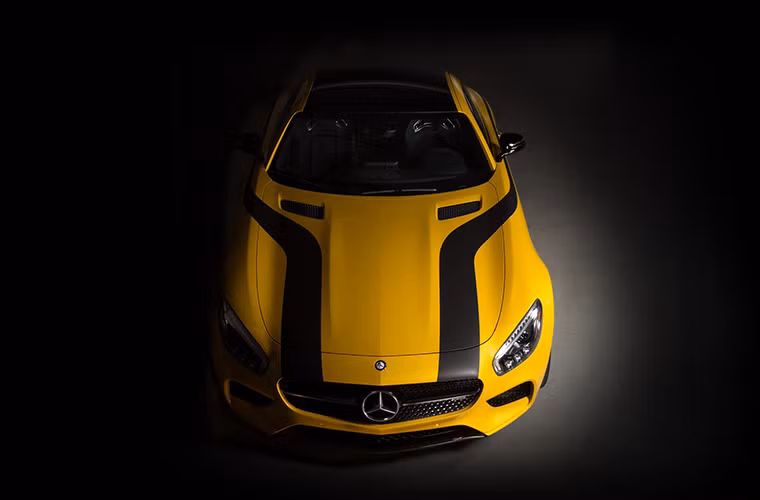 Thuyền siêu tốc USD Cigarette Racing mang vẻ đẹp Mercedes-AMG - Hình 2 Thuyen sieu toc USD Cigarette Racing mang ve dep Mercedes-AMG-Hinh-2