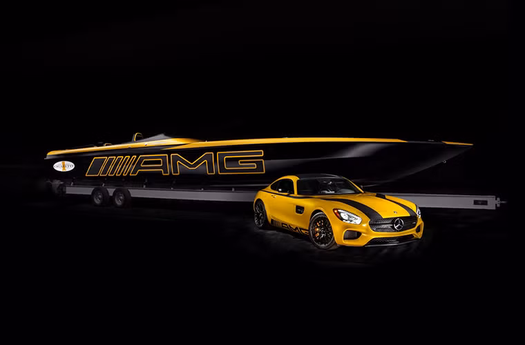 Thuyền siêu tốc USD Cigarette Racing mang vẻ đẹp Mercedes-AMG Thuyen sieu toc USD Cigarette Racing mang ve dep Mercedes-AMG
