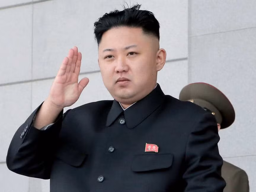 Lãnh đạo Kim Jong-un là Chủ tịch Đảng Lao động Triều Tiên và Đảng này nắm quyền kiểm soát mọi lĩnh vực của chính phủ. Có thể nói, quyền lực tối cao của đất nước đều nằm trong tay nhà lãnh đạo Kim Jong-un. Ảnh: Richest.