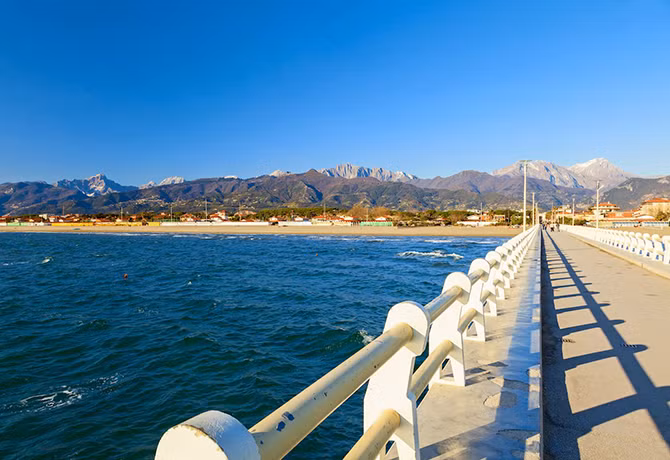 Bãi biển Dune ở Torre del Lago, Italy. (Nguồn ảnh: Business Insider)