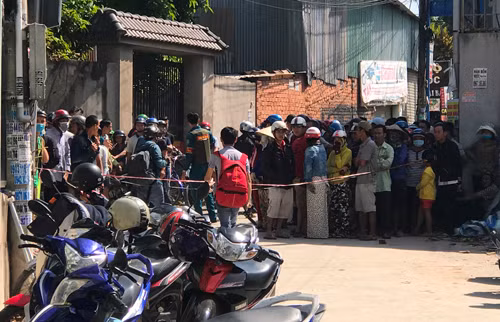 Người dân bàng hoàng trước sự ra tay tàn độc của nghi phạm.