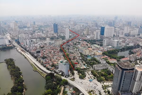 Ban Quản lý dự án đầu tư xây dựng công trình dân dụng và công nghiệp Hà Nội - chủ đầu tư đang lên phương án xây dựng 2 cầu vượt trên tuyến Vành đai 1 đoạn Hoàng Cầu - Voi Phục.