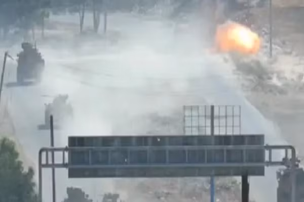 Quan doi Tho Nhi Ky bat ngo bi tan cong du doi tai Idlib