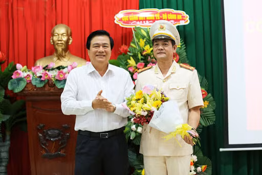 Ông có 18 năm công tác tại Bộ Công an, là cán bộ lãnh đạo có nhiều năm công tác ở Cục Cảnh sát điều tra tội phạm về tham nhũng, kinh tế, buôn lậu - Bộ Công an.