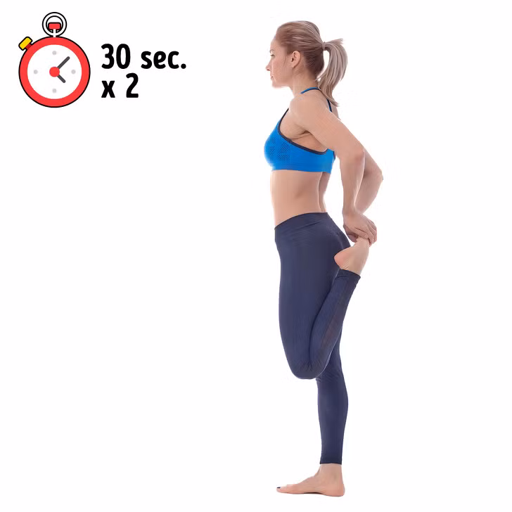 Kéo căng chân: Đứng thẳng trên chân phải và giữ chân trái bằng tay phải. Bạn có thể sử dụng cả hai tay. Cố gắng kéo gót chân chạm vào mông. Giữ 30 giây và lặp lại hai lần với cả hai chân.