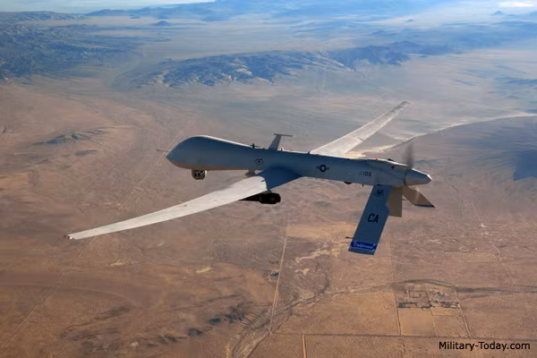 CH-4B có vẻ ngoài khá giống với mẫu MQ-1 Predator của Mỹ.