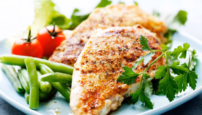 Không lập kế hoạch bữa ăn: Nếu không lên kế hoạch cho bữa ăn, chúng ta có khuynh hướng ăn nhiều hơn nhu cầu của cơ thể và cũng có thể ăn các thức ăn không lành mạnh. Đây chính là thói quen làm tăng mỡ bụng.