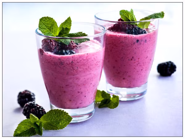 Các loại quả mọng như việt quất, mâm xôi có nhiều vitamin, khoáng chất, chất chống oxy hóa và flavonoid... giúp ngăn ngừa bệnh thận.