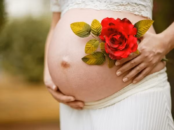 Đỗ cô ve cũng là nguồn folate tuyệt vời, một chất khoáng rất hữu ích cho việc phân chia tế bào và tổng hợp DNA. Phụ nữ mang thai nên ăn nhiều món này để ngăn ngừa khuyết tật ống thần kinh ở trẻ sơ sinh.