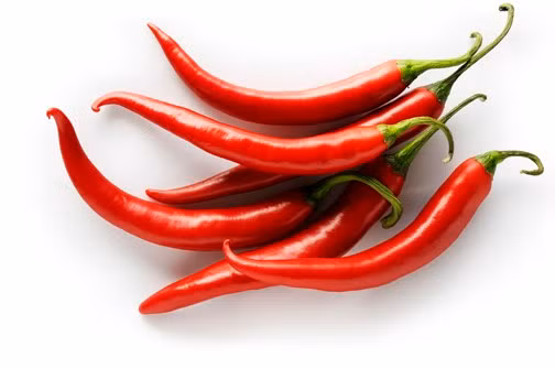 Ớt là một thực phẩm đốt cháy chất béo hiệu quả. Hợp chất được gọi là capsaicin có trong ớt hỗ trợ giảm cân bằng cách thúc đẩy trao đổi chất, do đó, hãy thêm ớt trong chế độ ăn uống.