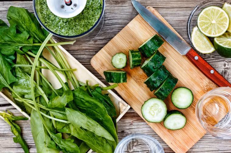 Chọn sai phương pháp detox: Có rất nhiều các phương pháp detox khác nhau với các tác dụng như giải độc gan, detox thanh lọc cơ thể toàn phần hay detox giảm cân. Nếu bạn lựa chọn sai phương pháp detox, hiệu quả của nó sẽ bị giảm, thậm chí gây hại sức khỏe.