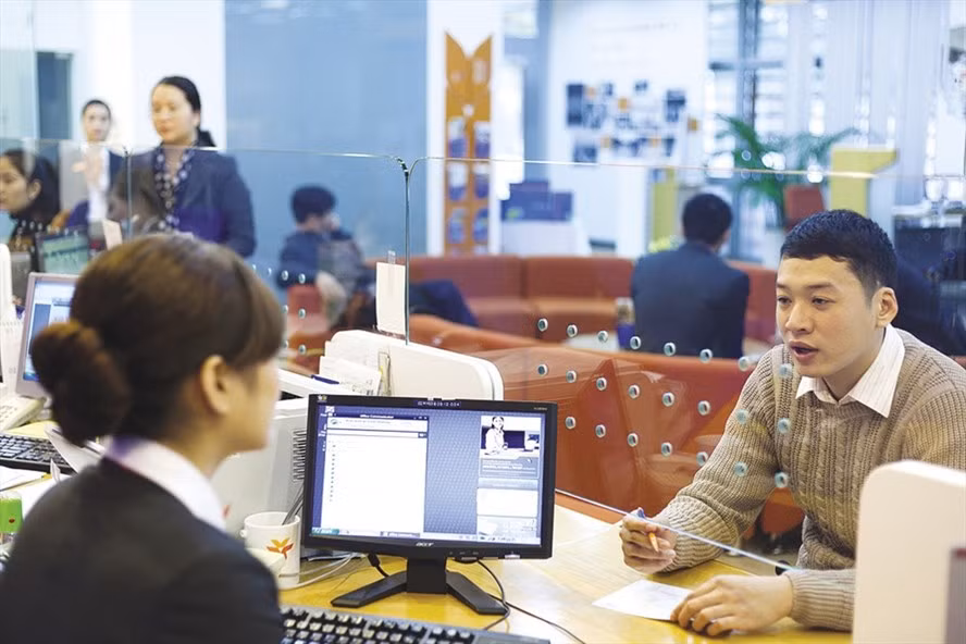 Hoạt động cho vay tiêu dùng sau thời gian tăng trưởng nóng đang cần được quản lý chặt. Ảnh: GIA MIÊU.
