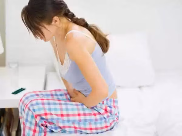 Nhịn tiểu có thể làm tăng áp lực nước tiểu trong thận và dẫn đến suy thận.